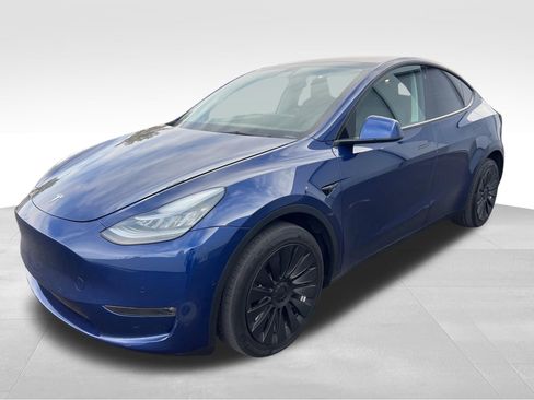 Used 2021 Tesla Model Y Long Range AWD/4WD image 9
