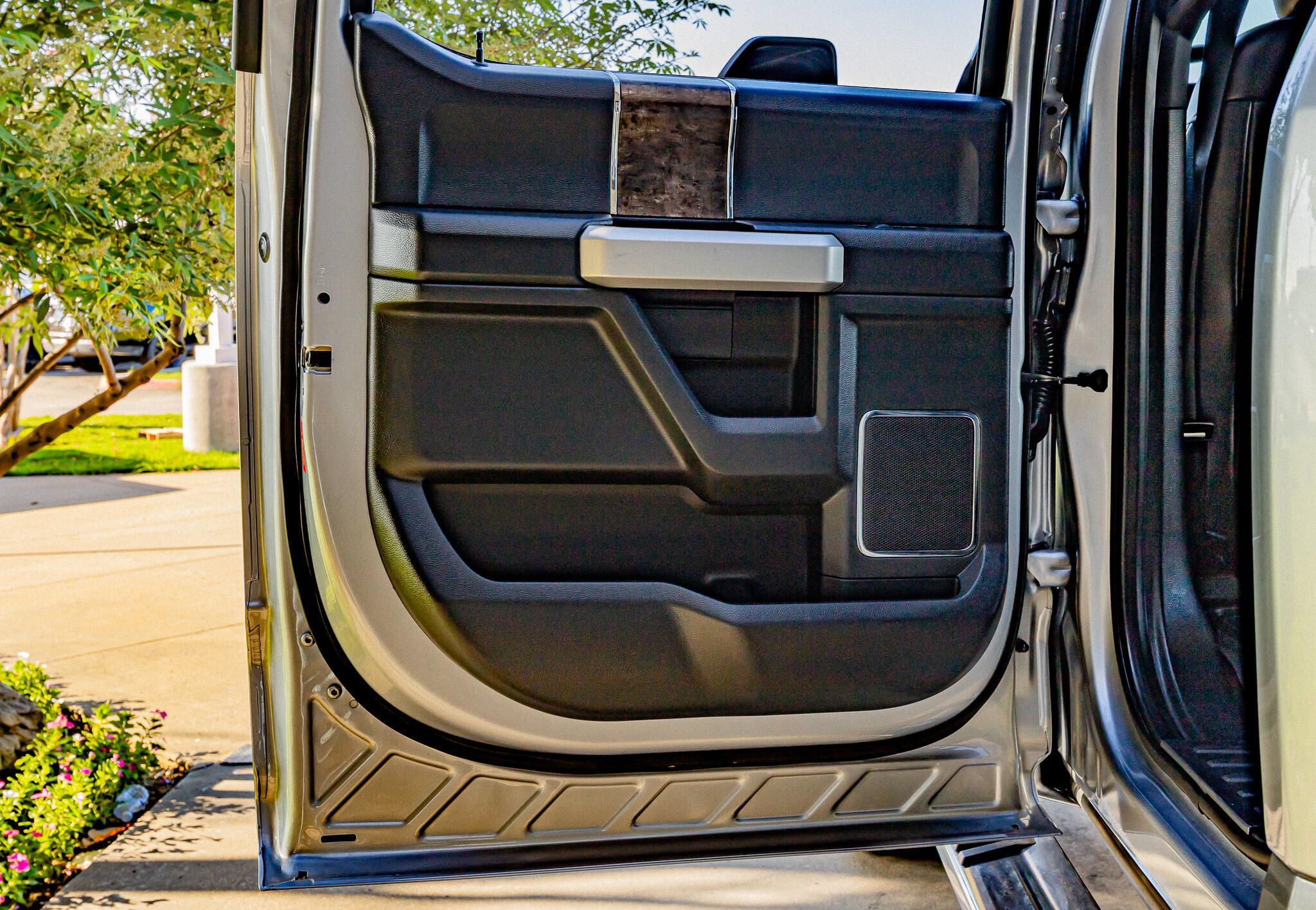 Used 2022 Ford F350 Lariat w/ Lariat Ultimate Package AWD/4WD image 44