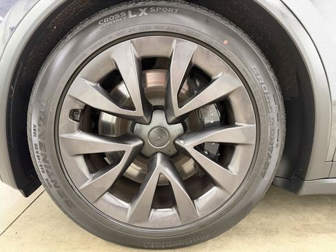 Used 2024 Tesla Model X AWD/4WD image 7