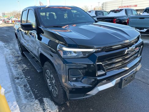 Used 2023 Chevrolet Colorado Z71 w/ Z71 Convenience Package 2 image 3