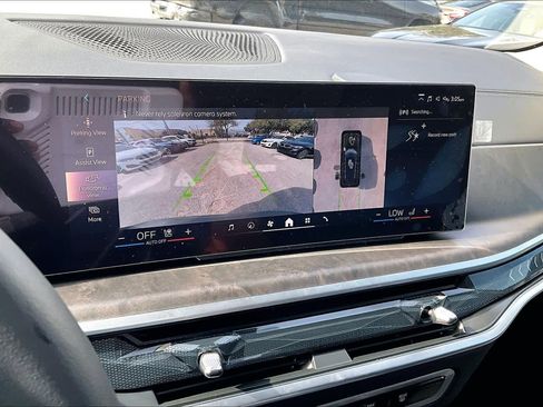 Used 2026 BMW X7 xDrive40i image 27