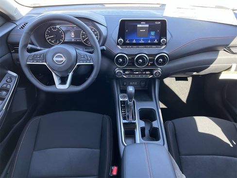 New 2025 Nissan Sentra SR image 9