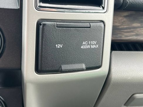 Used 2020 Ford F150 Lariat AWD/4WD image 31