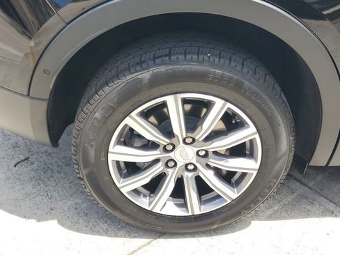 Certified 2022 Cadillac XT4 Sport w/ Comfort Package FWD image 7