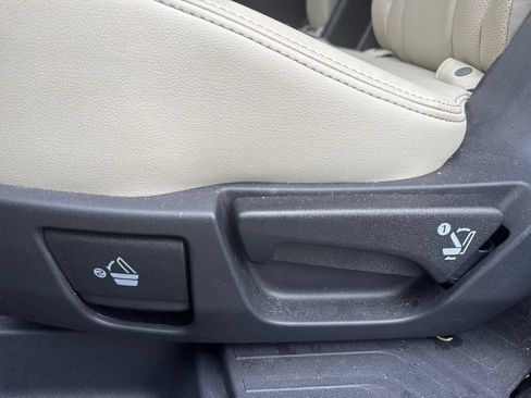 Used 2021 Subaru Ascent Limited w/ Technology Package AWD/4WD image 24