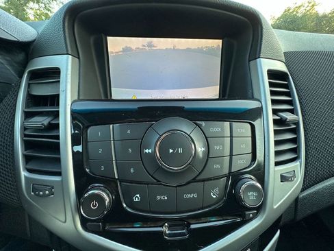 Used 2014 Chevrolet Cruze LT w/ All-Star Edition image 12