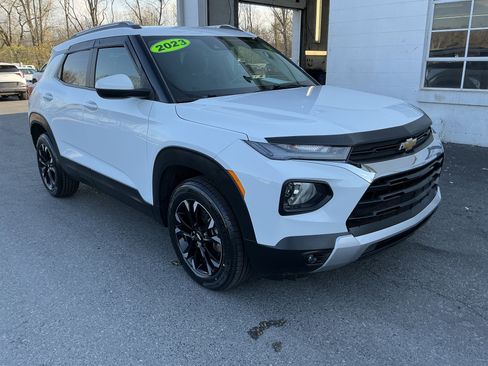 Used 2023 Chevrolet TrailBlazer LT w/ Convenience Package image 12