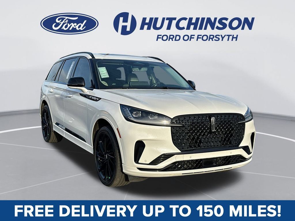 Used 2025 Lincoln Aviator Reserve w/ Equipment Group 201A AWD/4WD image 1