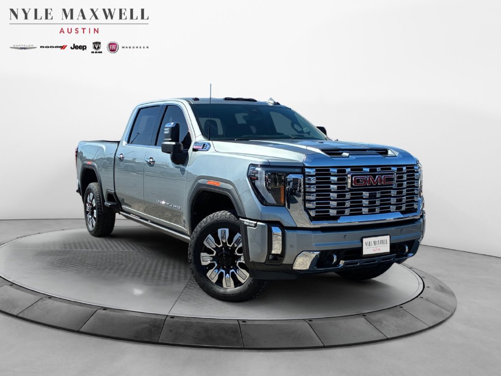 Used 2024 GMC Sierra 2500 Denali w/ Denali Reserve Package AWD/4WD image 2
