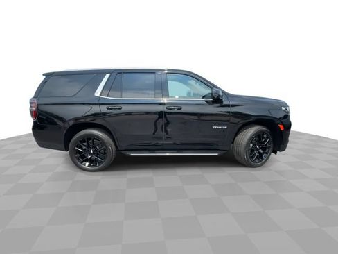 Used 2022 Chevrolet Tahoe LT w/ Luxury Package AWD/4WD image 9