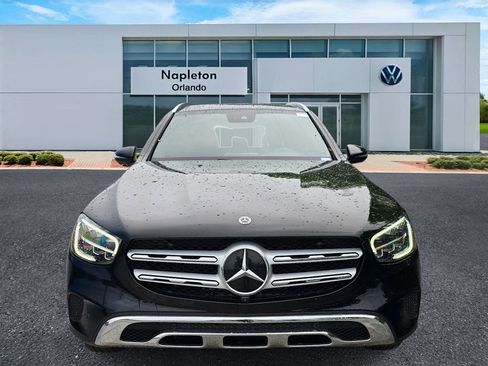 Used 2022 Mercedes-Benz GLC 300 4MATIC w/ Premium Package Lite image 2