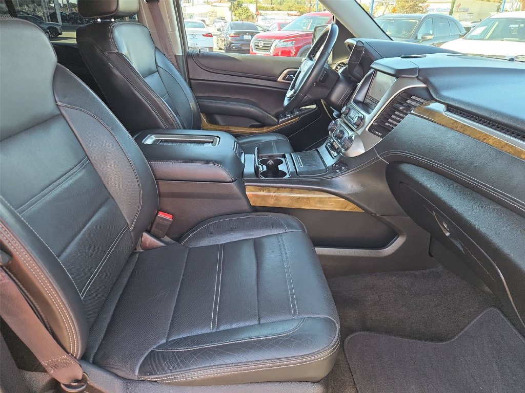 Certified 2017 GMC Yukon Denali w/ Open Road Package AWD/4WD image 21