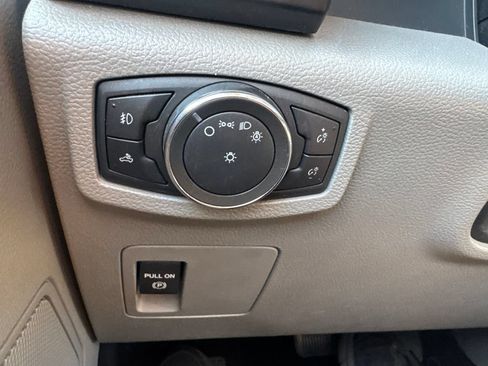 Used 2015 Ford F150 XL w/ Equipment Group 101A Mid AWD/4WD image 22