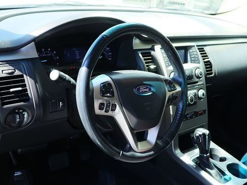 Used 2019 Ford Flex SE image 40