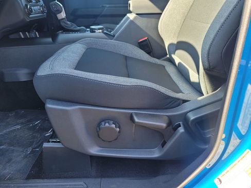 New 2025 Ford Bronco Base image 36