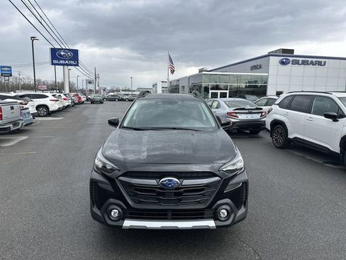 Used 2025 Subaru Outback Limited AWD/4WD image 14