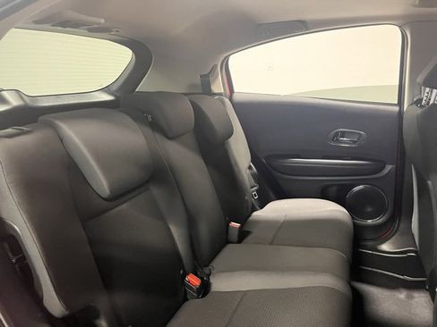 Used 2019 Honda HR-V EX image 13