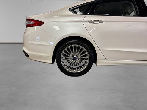 Used 2015 Ford Fusion Titanium image 17