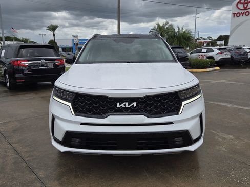 Used 2023 Kia Sorento SX FWD image 2
