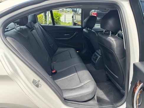 Used 2015 BMW 320i Sedan RWD image 25