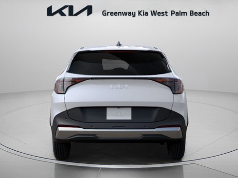 New 2026 Kia Sportage LX FWD image 6