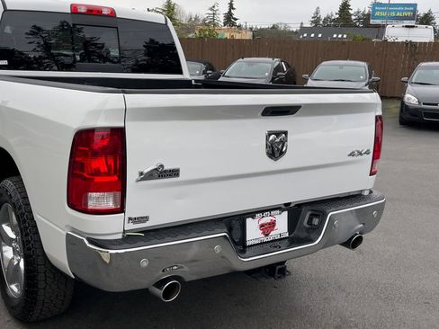Used 2019 RAM 1500 Big Horn image 6
