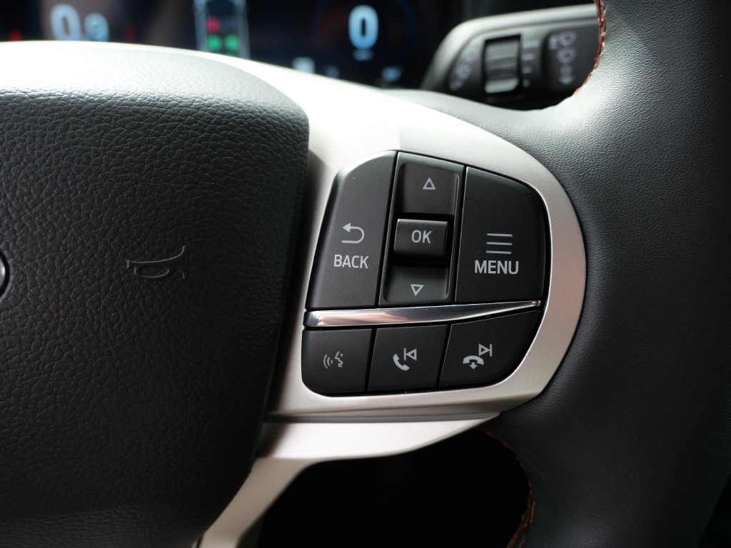 Used 2026 Ford Explorer Active w/ Active Comfort Package AWD/4WD image 21