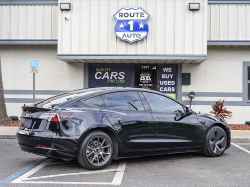 Used 2023 Tesla Model 3 Standard Range RWD image 3