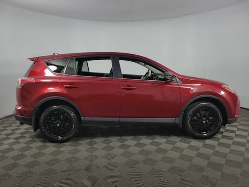 Used 2018 Toyota RAV4 LE w/ All Weather Liner Package AWD/4WD image 9