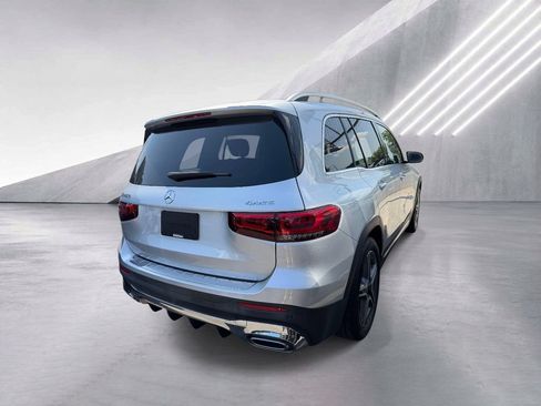 Used 2023 Mercedes-Benz GLB 250 4MATIC image 7