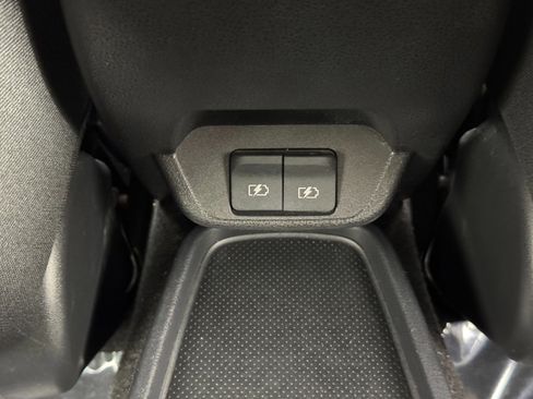 Used 2025 Nissan Leaf SV Plus image 29