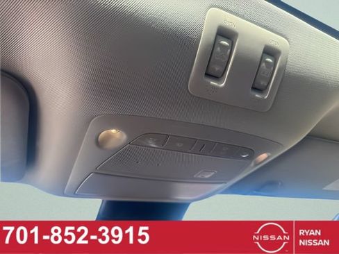 Certified 2019 Nissan Murano Platinum AWD/4WD image 12