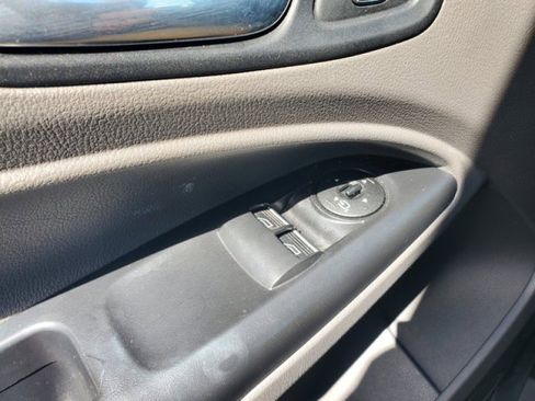 Used 2022 Ford Transit Connect XLT image 15