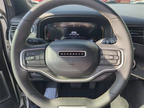 Used 2024 Jeep Wagoneer L Series II w/ Flexible Seating Group image 35