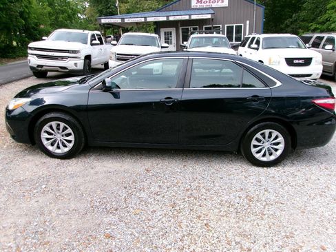 Used 2013 Toyota Corolla LE FWD image 9
