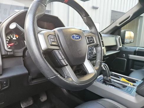 Used 2018 Ford F150 Raptor w/ Equipment Group 802A Luxury image 7