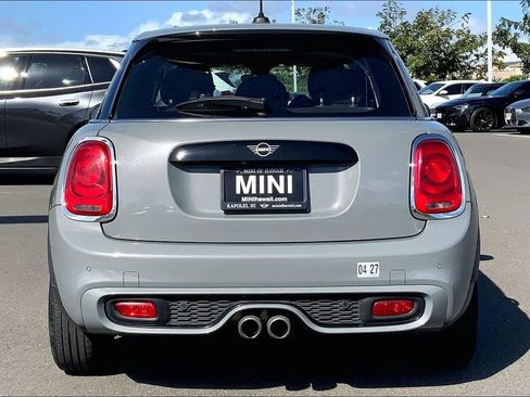 Used 2021 MINI Cooper S FWD image 4