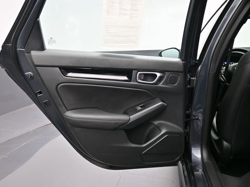 Certified 2025 Honda Civic Sport image 33