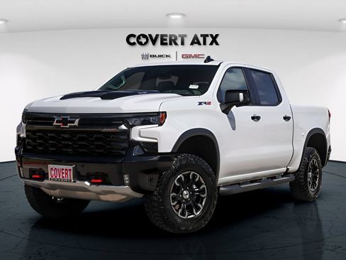 Used 2025 Chevrolet Silverado 1500 ZR2 w/ Technology Package AWD/4WD image 2