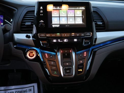 Used 2022 Honda Odyssey Touring image 23