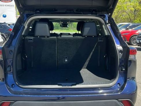 Certified 2025 Toyota Highlander XLE AWD/4WD image 25