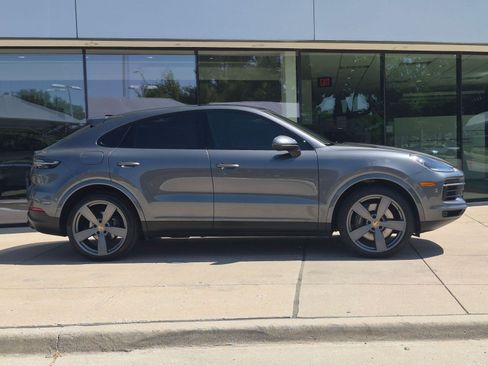 Used 2023 Porsche Cayenne Coupe AWD/4WD image 8