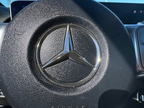 Used 2021 Mercedes-Benz GLB 35 AMG 4MATIC image 29
