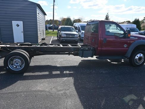 Used 2016 Ford F550 2WD Regular Cab Super Duty w/ XLT Interior Package image 13