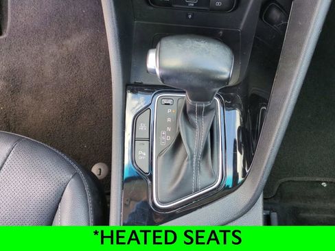 Used 2022 Kia Niro EX Premium image 15