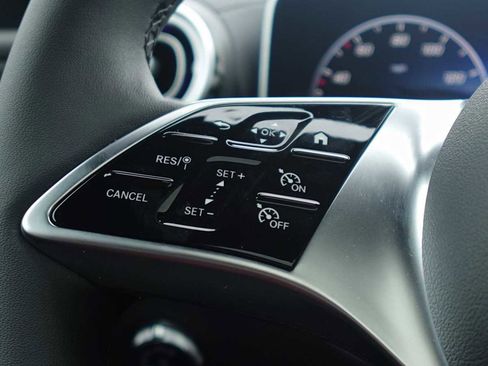 New 2026 Mercedes-Benz GLC 300 GLC 300 image 30