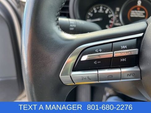 Used 2023 MAZDA MAZDA3 s FWD image 22
