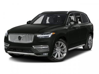 Used 2016 Volvo XC90 T6 Momentum w/ Momentum Plus Package