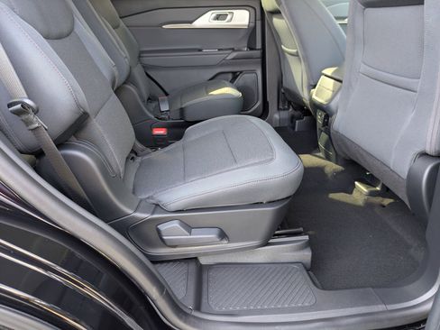 New 2026 Ford Explorer Active image 34