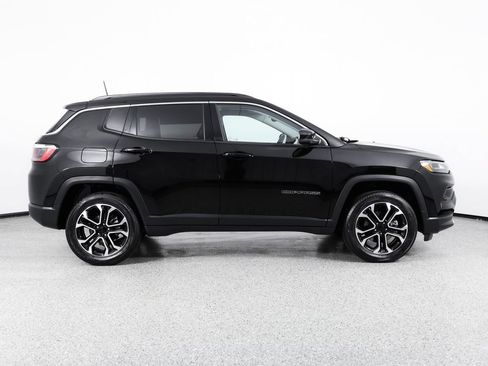 Used 2022 Jeep Compass Limited AWD/4WD image 10
